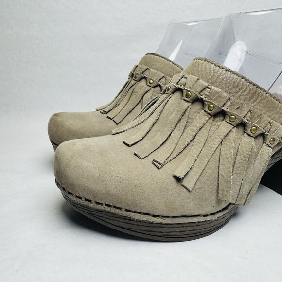 Dansko Deni Taupe Leather Fringe Studded 3” Heel Mule Clog Womens Size 38 US 8 - Picture 3 of 11